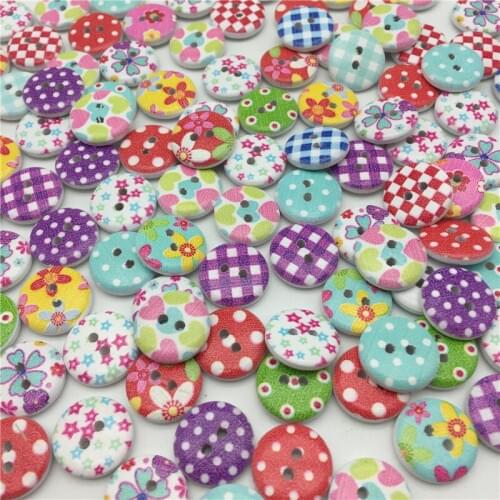 100pcs Pretty Mixed Wood Buttons 15mm 2 Holes Round Flower Dots Checks Sewing Button Embellishment Scrapbooking Cardmaking