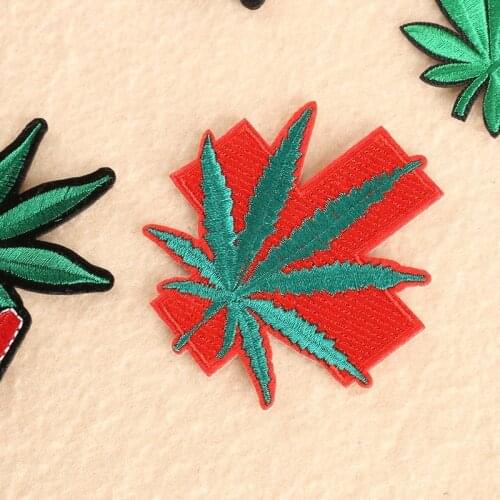 50pcs/lot Embroidery Patches Letters Clothing Decoration Accessories Diy Iron Heat Transfer Applique Leaf Alphabet Leaves