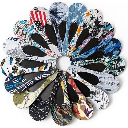 Men Low Cut Ice Silk Invisible Socks Breathable Thin Section Geometric Letters Print Non-Slip Silicone Fun Fashion Socks