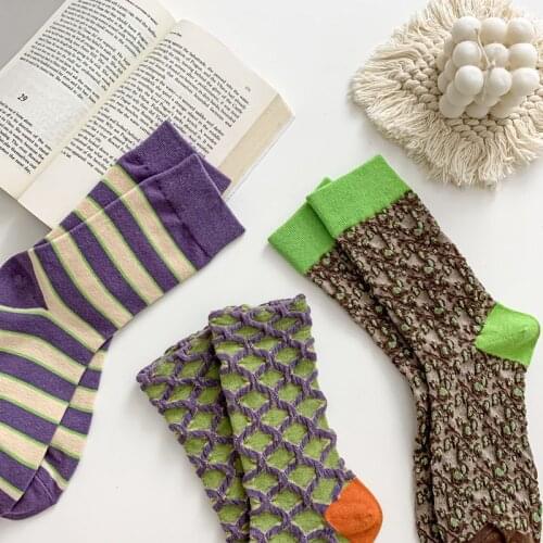 10 Pairs Women Socks Autumn Winter New Socks Trendy Korean Embossed Diamond Floral Patterns Soks Middle Tube For Ladies Girls