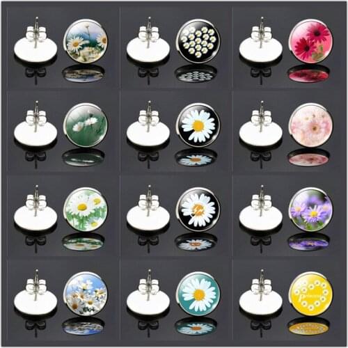 Daisy Pattern Stud Earrings Glass Cabochon Cute Flower Love Hope Princess Letters Earrings Fashion Women Gift