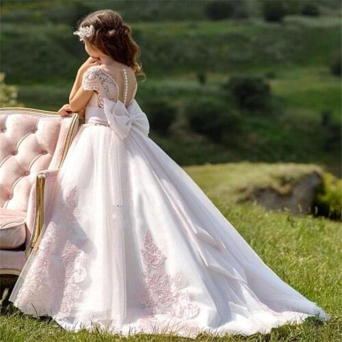 Lace Flower Girl Dresses Sheer Neck Todder Puffy Ball Gown for Wedding Communion Pageant Kids Dresses