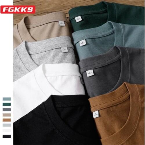 FGKKS 2021 Spring Solid Color Cotton T Shirt Men 100% O-Neck New Tee Tops High Quality T-Shirt Male