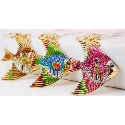 Creative cute cartoon colorful fish keychain car keychain metal colorful rhinestone pendant women bag ornament gift giveaway