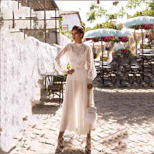 Boho Appliques Lace Short Wedding Dresses Tea-Length White Dot Tulle Long Sleeves Beach Bridal Gowns Princess Bridal Gowns 2021