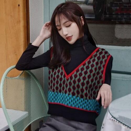 Women Knitted Sweater Vest Jumper 2020 Winter Korean Style Vintage Geometric V Neck Sleeveless Pullover Tank Tops Waistcoat T495