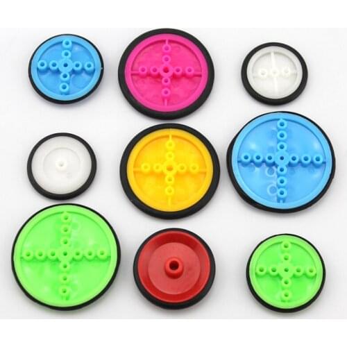 30Pcs 2/2.5/3/4mm Axle Wheel Rubber Small Wheels Tire Belt Pulley DIY Toy Car Wheels Handmade Material Spare Parts