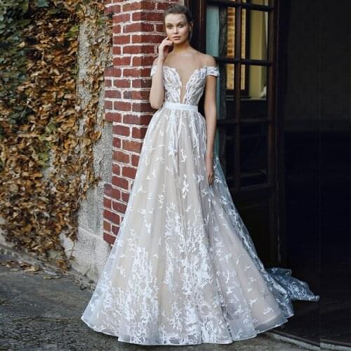 Magic Awn Modest Champagne Wedding Dresses Princess Lace Appliques Sheer Scoop Boho Bridal Gowns Sweep Train Vestidos De Novia