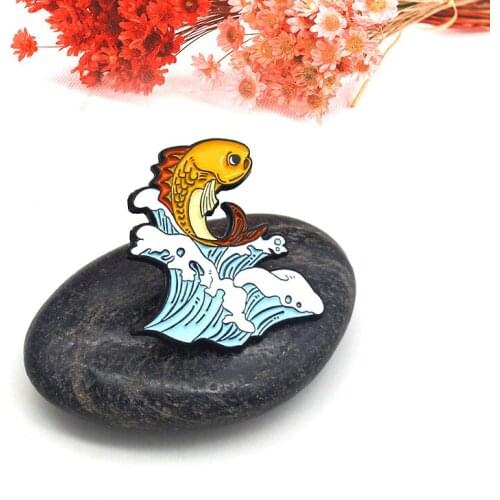 Cartoon Fun Animal Pins Fish Carp Leaping Sea Spray Enamel Brooch Alloy Badge Clothes Bag Accessories Woman Jewelry Gift For Kid