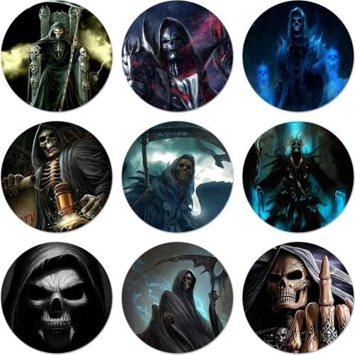 Death Prayer Grim Reaper Skeleton Icons Pins Badge Decoration Brooches Metal Badges For Clothes Backpack Decoration 58mm