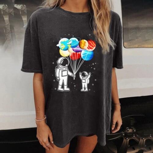 Breathable Brand T-Shirts Women Astronaut Space Travel Female T Shirts Drop-shoulder Summer Harajuku Planet Balloon Tee Shirt