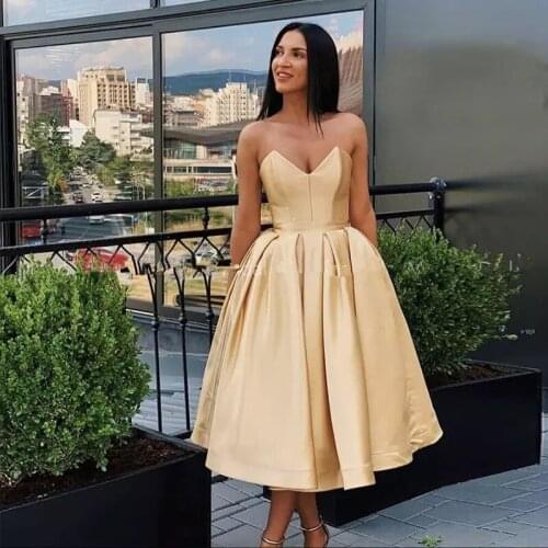 Tea Length Sweetheart Champagne Homecoming Dresses Satin Short Prom Gown Cocktail Dress Graduation Gowns
