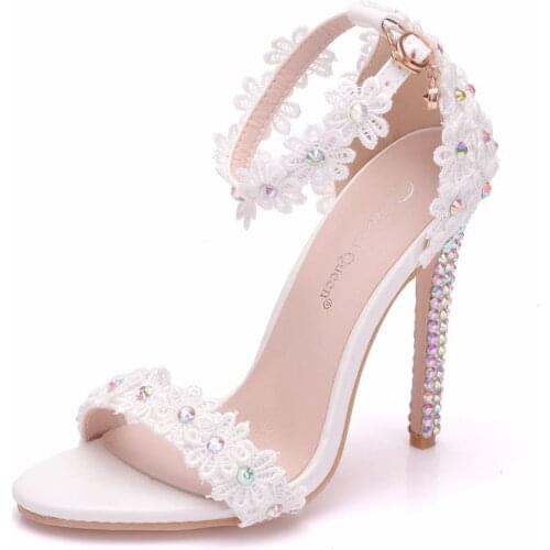 Classic Women Flowers Sandals Summer Shoes 5cm And 9cm High Heels Lace Peep Toes Buckle Strap Woman Party Shoes White Pumps