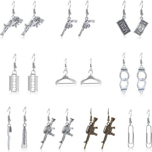 1Pair Punk Handcuffs Blade Gun Drop Earrings Women Simple Fashion Cool Pistols Ear Stud Jewelry Accessories Creativity Earrings