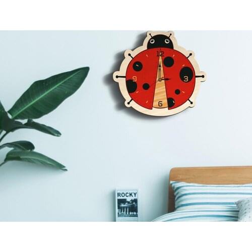 Kids Cartoon Animal Ladybird Wall Clock Art Wall Clocks Battery Operated Non Ticking Silent Wall Clock for Living Room Decor