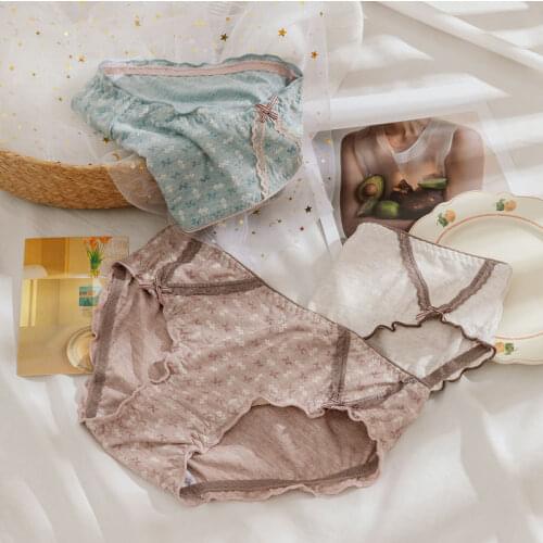 Japanese-Style Pure Cotton Women 's Underwear Girls' Court Cute Lace Mori Mid-Low Waist Breathable Sexy Briefs