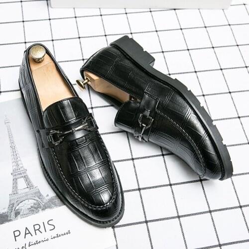 Mens Casual Shoes Loafers Comfortable Slip on Flats Breathable Driving Shoes Dress PU Leather Big Size Wedding Party Shoes