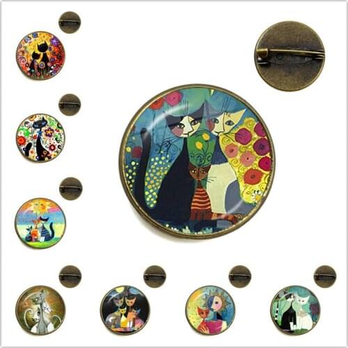 Cartoon Colorful Cats Family Brooches Oil Painting Cat Handmade Buttons Pins Glass Dome Badges for Bag Clothes Decoration
