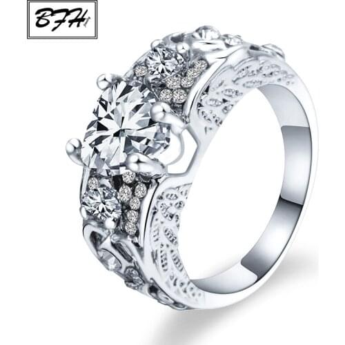 BFH 2019 New Fashion Heart Crystal Wedding Rings For Women Silver Colour AAA Zircon Romantic Love Ring Engagement Jewelry Gift