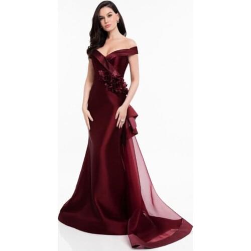 Elegant Dark Scarlet Mermaid Off Shoulder Straps Mother of the Bride Dresses Sleeveless Flowers Wedding Party Gowns Backless
