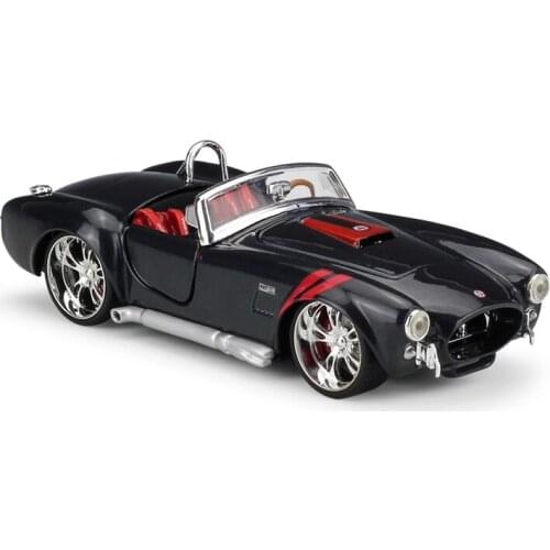 1/24 Alloy models Simulated Model Toys Diecast Model Classic cars Collection Decoration Diecast Toy Vehicles For Gifts