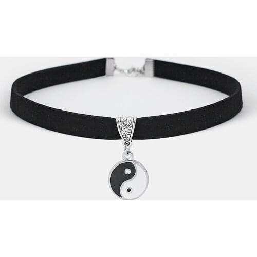 1pcs Fashion Jewelry Black 10mm Flat Faux Suede Leather Cord Yin Yang Charm Choker Necklace 13 inches Jewelry