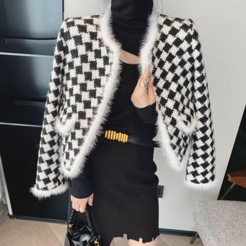 Lady short coat jacket wool coat with real mink fur trimming squared black white 2021 fashion spring autumn casual