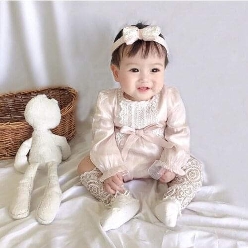 Childrens clothing baby onesies spring new baby bag fart clothing lace long-sleeved triangle romper plus headband