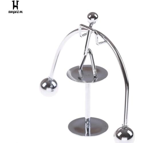 Weightlifting Newton Perpetual Balance Small Iron Man Pendulum Newton Cradle Metal Man Hogar Physics Science Toy Home