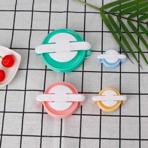 4 Sizes Pompom Maker Fluff Ball Weaver Needle Craft Knitting Wool Tool DIY Set