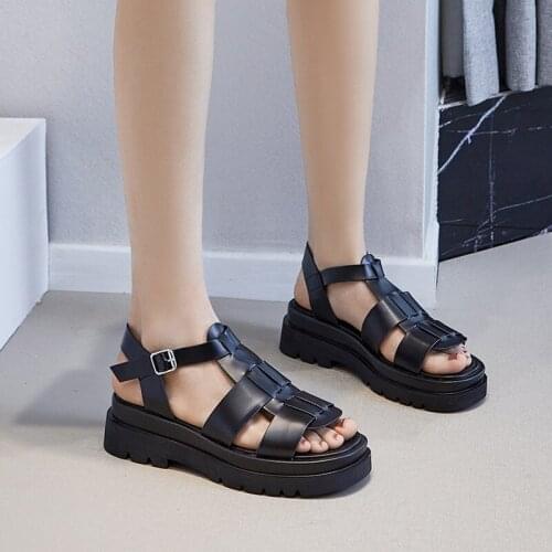 QZYERAI Women Real Leather Sandals Designer Metal Buckles Shoes Women Flat Heels Solid Color Casual Lady Footwear Size 34-40