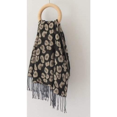 2021 Leopard Cashmere Scarf With Tassel Women Winter Pashmina Shawls Wraps Lady Thick Warm Blanket Scarves Luxury Bufanda