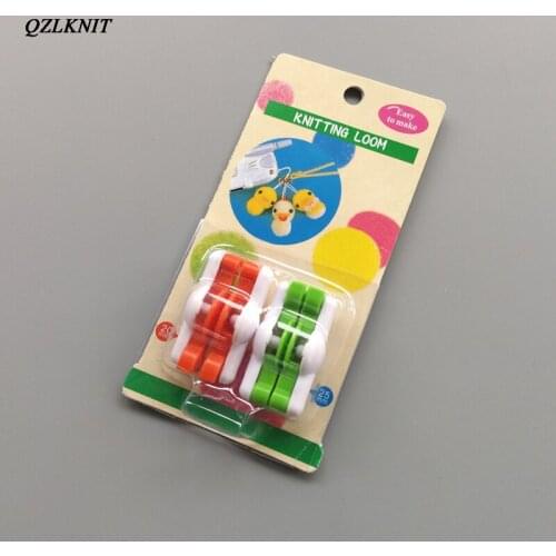 QZLKNIT 2pcs/set Mini Round Pompom Maker Fluff Ball Weaver tool DIY Knitting Tool Suitable for Mobile phone key chain Decoration