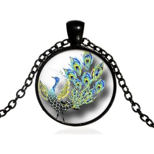 Elegant Beautiful Peacock Spreading Its Tail Round Glass Pendent Necklace for Women Men Girls Kids Neck Jewelry Gift Wholesale