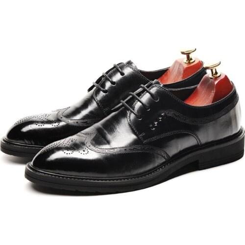 Brogues Italian Leather Shoes Men 2020 New Vintage Casual Carved Lace Up Flat Shoes British Style Business Black Dress Shoes