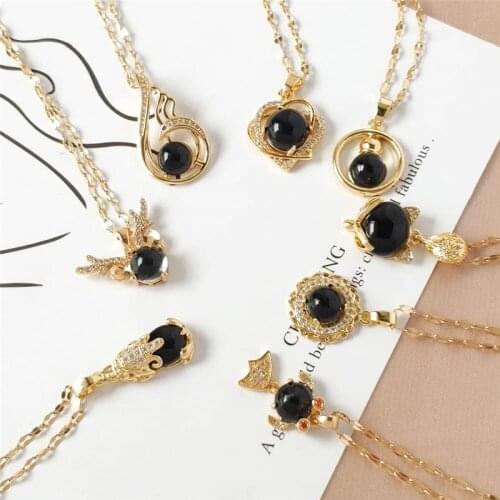 Fashion Fox Rabbit Elk Round Pendant Necklace For Women Girls Stainless steel Chain Temperature Control Charms Jewelry Gifts