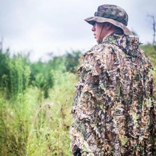 Bionic 3D camouflage uniforms and maple leaf suits can be used for hunting, airsoft shooting and bird watching