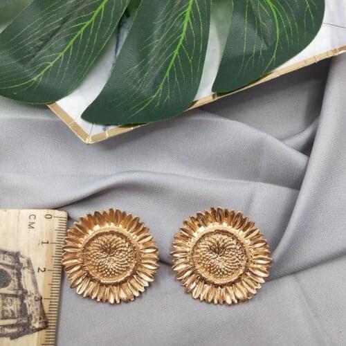 2019 Rushed Pendientes Aros Jewelry Temperament America Japan And Popular Web Celebrity Happy Sunflower Pierced Ear Earrings A7