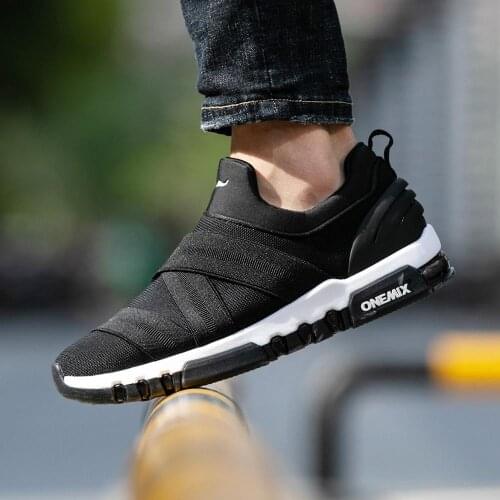 ONEMIX Running Shoes For Men Air Cushion Max Athletic Trainers Sports Outdoor Shoes Walking Breathable Road Male Sneakers