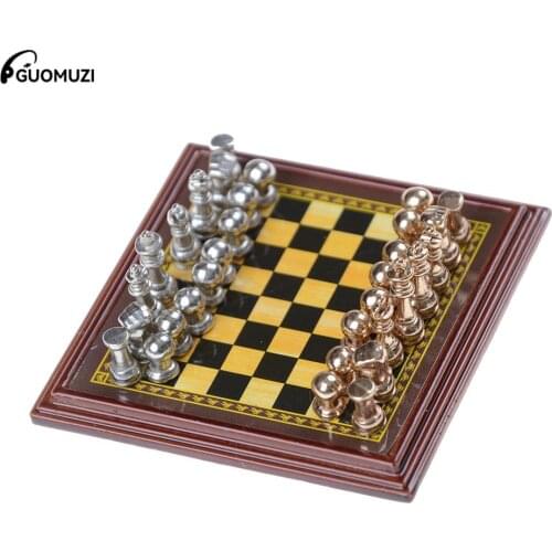 1Set Classic Zinc Alloy Chess Pieces Wooden Chessboard Chess Game Set With King Outdoor Game Chess 6.8*5.7 cm
