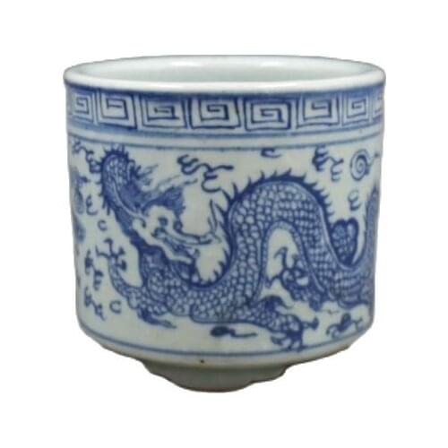 Chinese Old Porcelain Blue And White Porcelain Dragon And Phoenix Tripod Pen Container