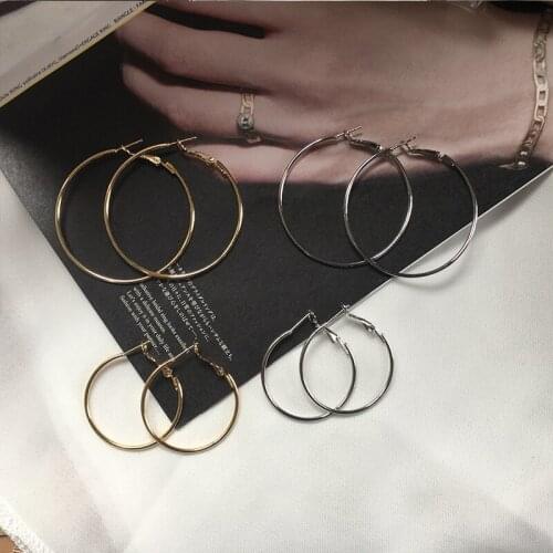 Simple Heart Circle Studs Earrings 2019 Round Geometric Gold Silver Color Drop Earring For Women Jewelry Anniversary Gift