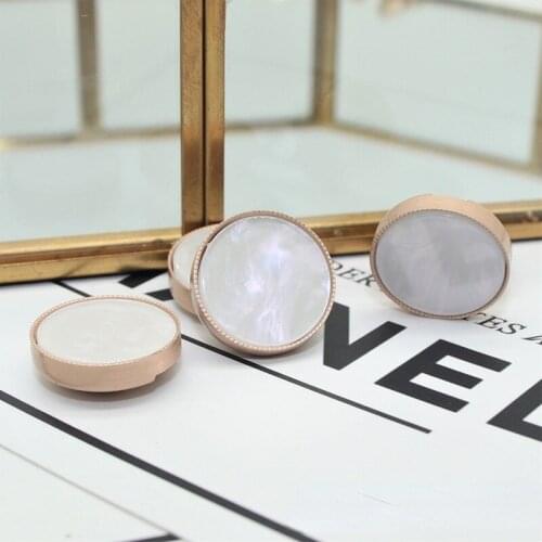 High-quality Metal Buttons, Round Edges, Resin Double Buckle DIY Womens Coat Coat Simple Style Decorative Buckle