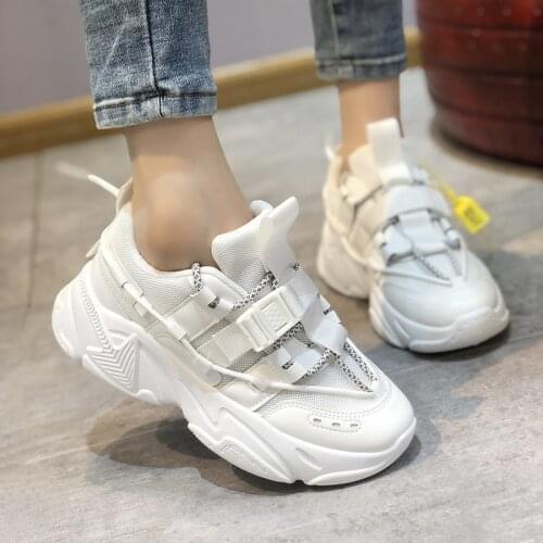 Llogai Womens Shoes Mesh Breathable Platform Sneakers 2021 Fashion Women Sneaker Chunky Shoes Ladies Trainers Footwear Lace-Up