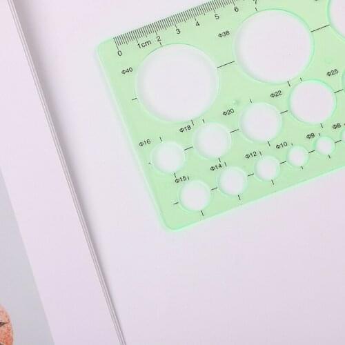 W3JD Green Plastic Circles Geometric Template Ruler Stencil Measuring Tool Students