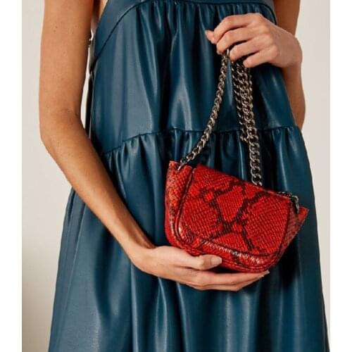 Chain Saddle Women Shoulder Bags Designer Crossbody Bag Luxury Pu Leather Messenger Bag Lady Fashion Chest Bags Small Purse 2021