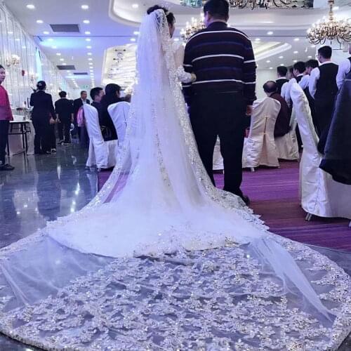 500CM Long Wedding Veil with Lace Appliques Sequined Vestido De Noiva Longo Custom Made Elegant Bridal Veil with Comb