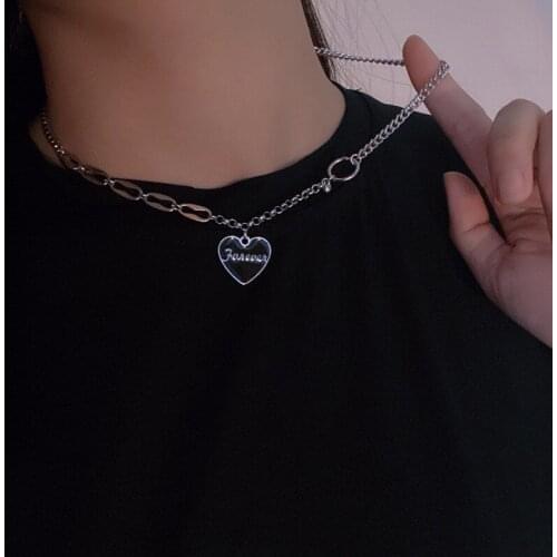 Girls Vogue Temperament Hiphop Necklaces Black Love Pendant Statement Necklace