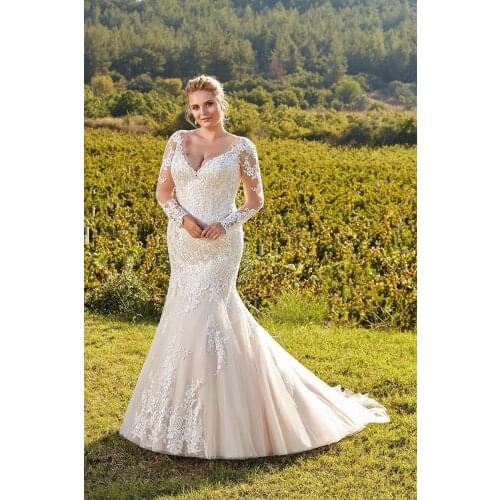 Elegant Plus Size Wedding Dresses 2019 V Neck Sheer Long Sleeves Lace Mermaid Wedding Bridal Gowns Illusion Back