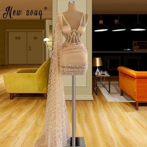 Nude Pearls and Sequined Mini Prom Dress with Long Sleeve 2021 Sexy Champagne Cocktail Dresses Graduation Gowns Robes